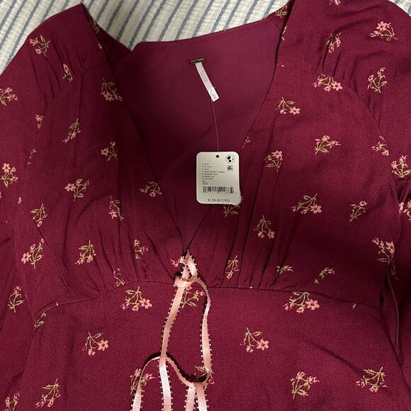 Free People Women Size XS Everyone's Favorite Floral Minidress Earth Red NWT - Picture 4 of 5